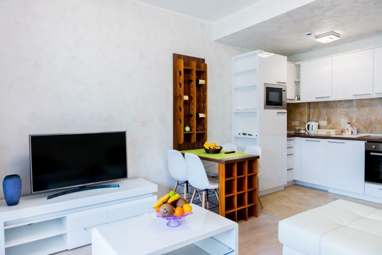 Harmonia Panorama Apartments بودفا المظهر الخارجي الصورة